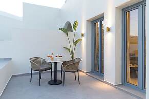 Maiandros Suites