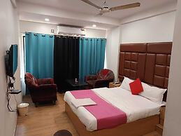 Hotel Parbati International