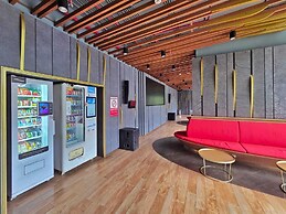 Summit By SanLiving - 2BR