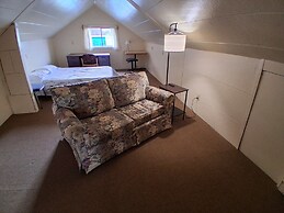 The Orca Inn