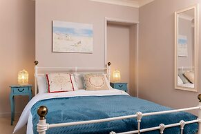 Host Stay Sea View Cottage