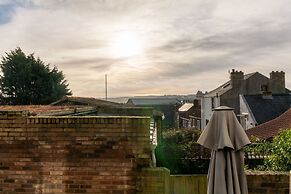 Host Stay Sea View Cottage