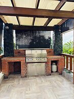 Luxury Mountain Villa w Pool & Fire Pits