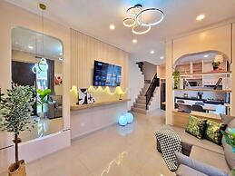 LeGacy By SanLiving - 3BR - PIK2