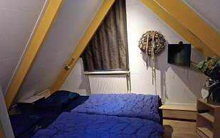 Limburg Bungalow Getaway for 6