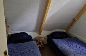 Limburg Bungalow Getaway for 6
