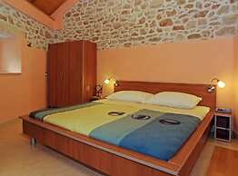 Menego Lodge Bol