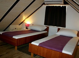 Menego Lodge Bol