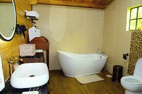 Severine Cottages And Lounge