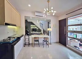 Laurel By SanLiving - 2BR - PIK2