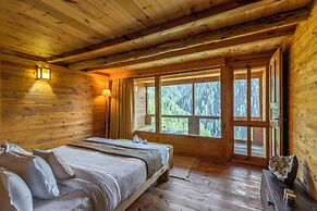 ELIVAAS Silvana 3 BHK Cottage