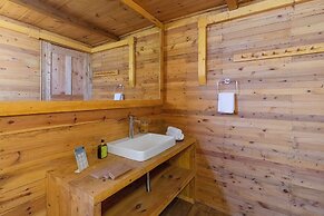 ELIVAAS Silvana 3 BHK Cottage