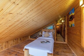 ELIVAAS Silvana 3 BHK Cottage