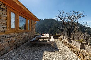ELIVAAS Silvana 3 BHK Cottage