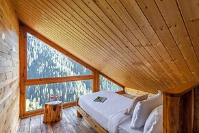 ELIVAAS Silvana 3 BHK Cottage