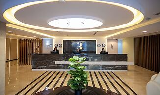 Reya Creek Hotel