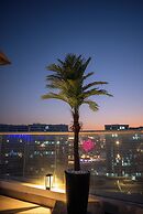 Reya Creek Hotel