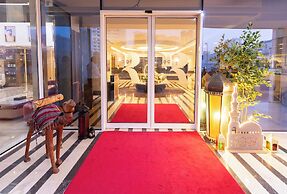 Reya Creek Hotel