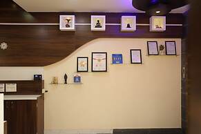 Hotel Vraj Inn