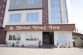 Hotel Vraj Inn