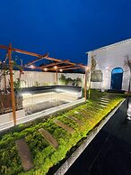 Greek House By Housiify