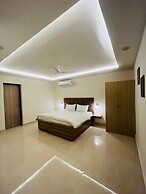 Greek House By Housiify