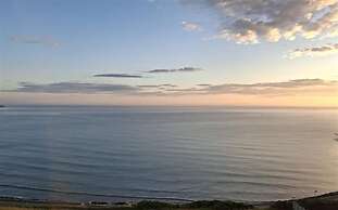 Host and Stay The Seaview Lookout