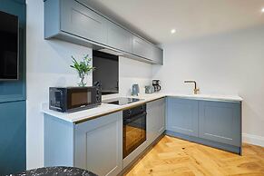 Host and Stay The Seaview Lookout