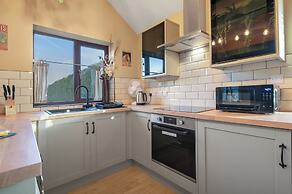 Pools Cottages | Countryside Luxury in Warwickshire