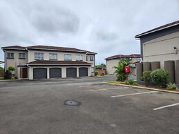 12 Saddleback Village