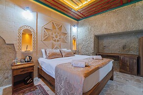 Tyana Cave House