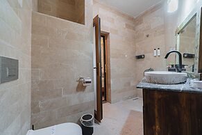 Tyana Cave House