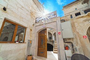 Tyana Cave House