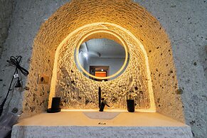 Tyana Cave House