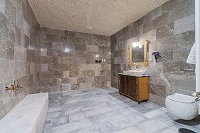 Tyana Cave House