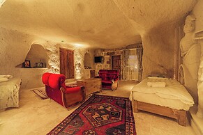 Tyana Cave House