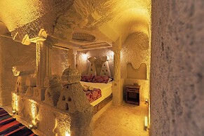 Tyana Cave House