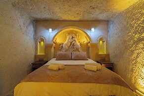 Tyana Cave House