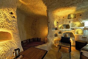 Tyana Cave House