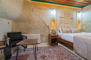 Tyana Cave House
