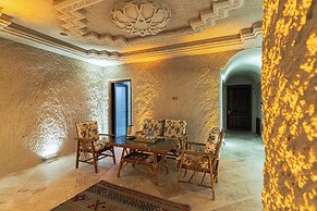 Tyana Cave House