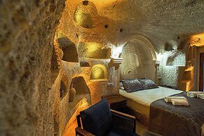 Tyana Cave House