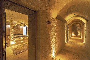 Tyana Cave House