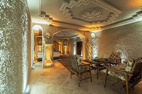Tyana Cave House