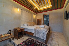 Tyana Cave House