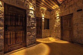 Tyana Cave House
