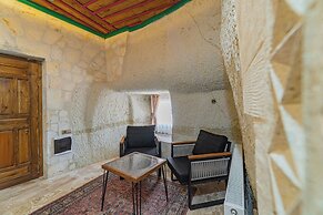 Tyana Cave House