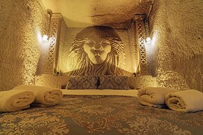 Tyana Cave House