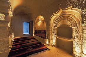 Tyana Cave House