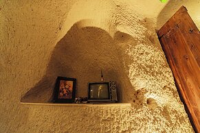Tyana Cave House